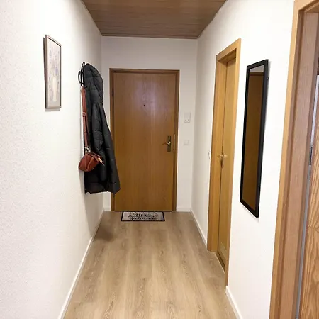 Modernes Fuer 6 Personen Nahe Messe & *